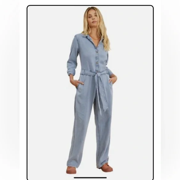 Billabong The Salty Blonde Denim Sunday Uniform
Jumper Women's SZ S retail $150 - Picture 3 of 15